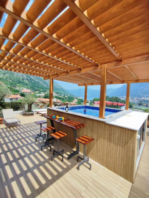 Villa Vista Real